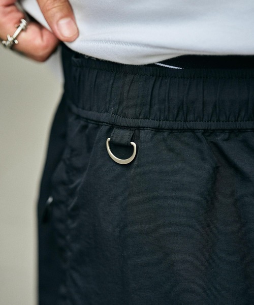 Subciety(サブサエティ)の「Nylon tech shorts(その他パンツ・メンズ・ブラック/グレー・SMALL/MEDIUM/LARGE/X-LARGE)」の15枚目の写真