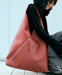 cii（シー）の「【UNISEX】Pleats Art Bag / プリーツアートバッグ（ハンドバッグ）」