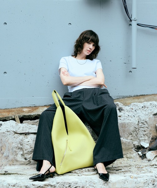 cii(シー)の「【UNISEX】Pleats Art Bag / プリーツアートバッグ(ハンドバッグ・メンズ・シルバー/レッド/ライトグリーン/ブラック・FREE)」の15枚目の写真