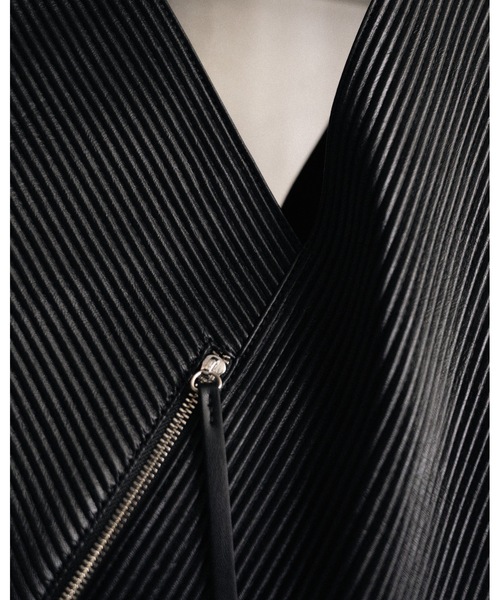 cii(シー)の「【UNISEX】Pleats Art Bag / プリーツアートバッグ(ハンドバッグ・メンズ・シルバー/レッド/ライトグリーン/ブラック・FREE)」の6枚目の写真