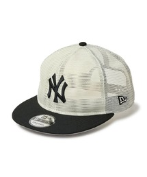 NEW ERA（ニューエラ）の「ニューエラ【NEW ERA】- ニューヨーク・ヤンキース キャップ【New York Yankees 9FIFTY TRACKER ALL MESH CHROME/BLACK 14388561】（キャップ）」