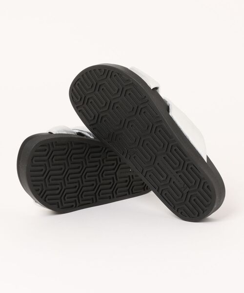 inter-chaussures（インターショシュール）の「【FABIO RUSCONI】クロスベルトフットベッドサンダル (F2170F)（サンダル・レディース・シルバー/ブラック・35/36/38）」の4枚目の写真