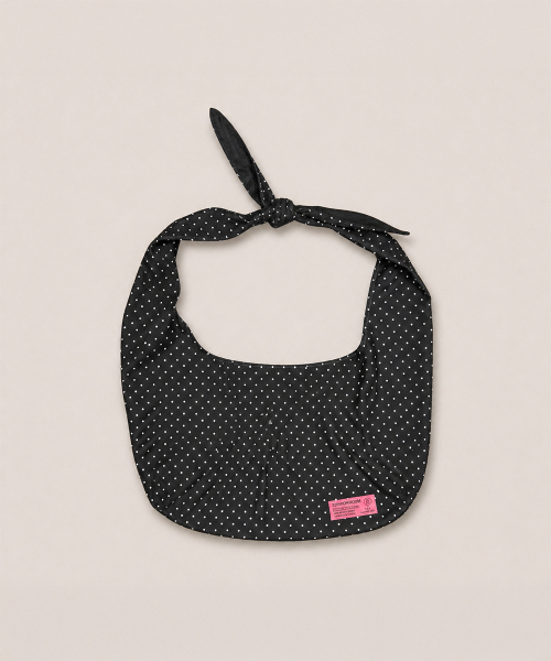320SHOWROOM(320ショールーム)の「Dot Knot Shoulder Bag Skyblue(エコバッグ/サブバッグ・レディース・チャコール・FREE)」の3枚目の写真
