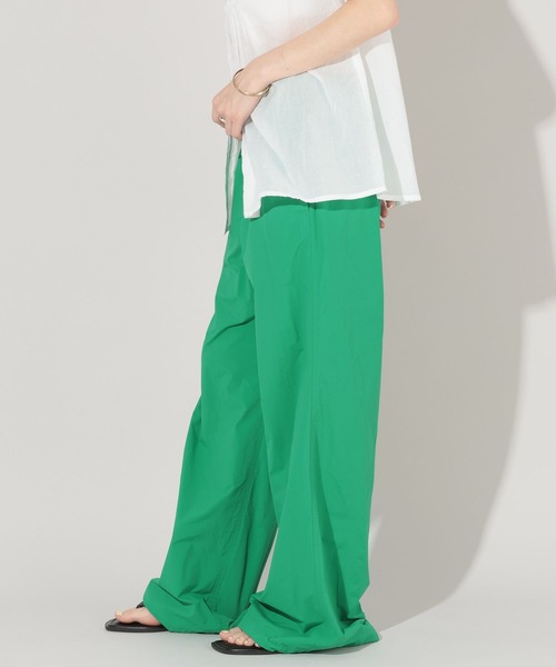 GEORGE'S(ジョージズ)の「バルーンナイロンパンツ(その他パンツ・レディース・オフホワイト/グリーン/ブラウン・LARGE/MEDIUM)」の21枚目の写真