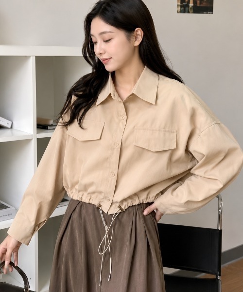LETee（レティー）の「軽やかに羽織れてこなれ感アップ！大人カジュアルなショート丈シャツジャケット（シャツ/ブラウス・レディース・ホワイト/ブラウン/ブラック/ベージュ・FREE）」の8枚目の写真