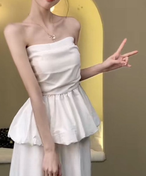 GLAMOROUS JANE(グラマラスジェーン)の「バルーンベアチュニック丈トップス(Tシャツ/カットソー・レディース・ホワイト/ブラック・FREE)」の3枚目の写真
