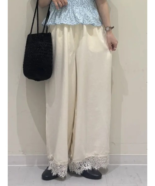 Samansa Mos2(サマンサ モスモス)の「【接触冷感】ミニ裏毛裾レースカットパンツ(その他パンツ・レディース・グレー/ブラック/オートミール/キナリ・フリー(L)/フリー(M))」の2枚目の写真