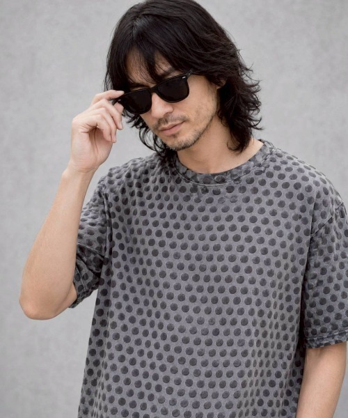 KAMINARI_TOKIO（カミナリトキオ）の「総柄Tシャツ（Tシャツ/カットソー・レディース・ブラック/ネイビー・FREE）」の4枚目の写真
