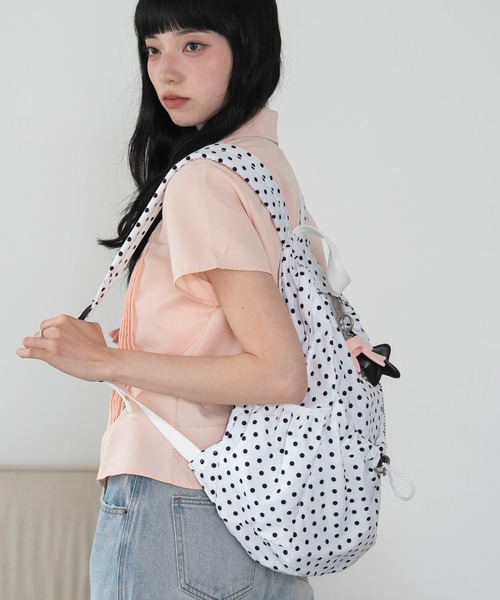 WEGO(ウィゴー)の「WEGO/【26年春夏新作】ドット柄デイパック(バックパック/リュック・レディース・ホワイト/ブラック・FREE)」の8枚目の写真