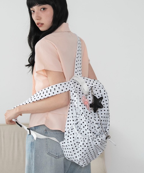 WEGO(ウィゴー)の「WEGO/【26年春夏新作】ドット柄デイパック(バックパック/リュック・レディース・ホワイト/ブラック・FREE)」の9枚目の写真