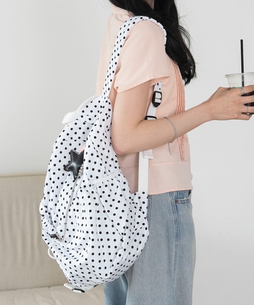 WEGO(ウィゴー)の「WEGO/【26年春夏新作】ドット柄デイパック(バックパック/リュック・レディース・ホワイト/ブラック・FREE)」の6枚目の写真