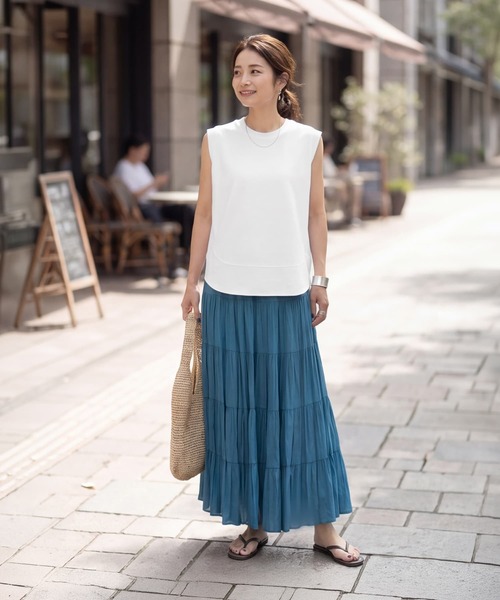 STYLE DELI(スタイルデリ)の「【selection】ハリ感スムースノースリトップス(Tシャツ/カットソー・レディース・チャコール/ホワイト/ピンクベージュ・FREE)」の9枚目の写真