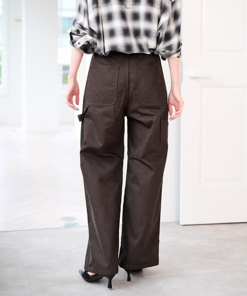 U by SPICK&SPAN（ユーバイスピックアンドスパン）の「ピーチルーズペインターパンツ（カーゴパンツ・レディース・ベージュ/ブルー/ブラウン・36/38）」の9枚目の写真