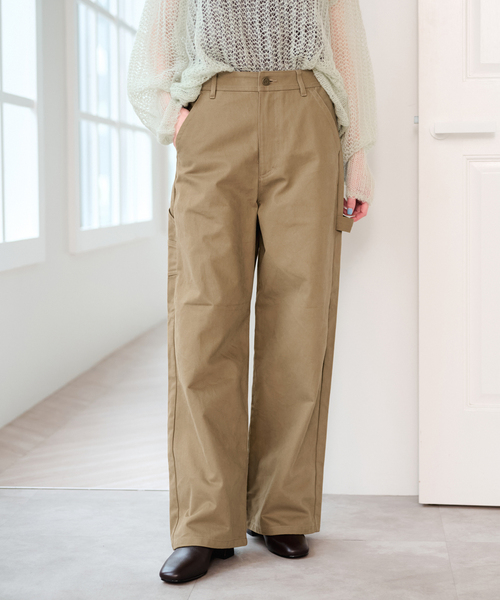 U by SPICK&SPAN（ユーバイスピックアンドスパン）の「ピーチルーズペインターパンツ（カーゴパンツ・レディース・ベージュ/ブルー/ブラウン・36/38）」の18枚目の写真