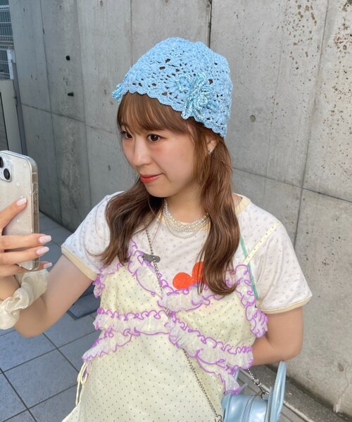 HELLO.SANFRANCISCO(ハローサンフランシスコ)の「【HELLO.SANFRANCISCO】フラワースパンコールクロシェビーニー(ニットキャップ/ビーニー・レディース・ブルー/グリーン・ONE SIZE)」の9枚目の写真