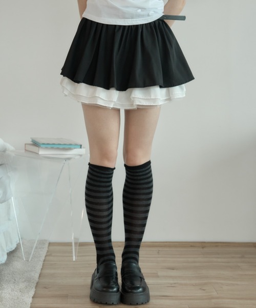 Birthday room(バースデイルーム)の「フリルボリュームプリーツSK/Frill volume pleated skirt(スカート・レディース・ブラック/グレー・FREE)」の4枚目の写真