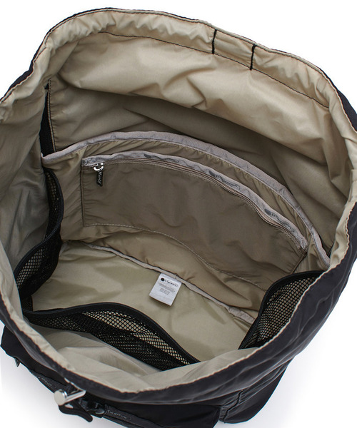 LeSportsac(レスポートサック)の「【LeSportsac×Megumi Kanzaki】SMART FLAP BACKPACK2 ブラックキャンディ(バックパック/リュック・レディース・ブラック・FREE)」の9枚目の写真