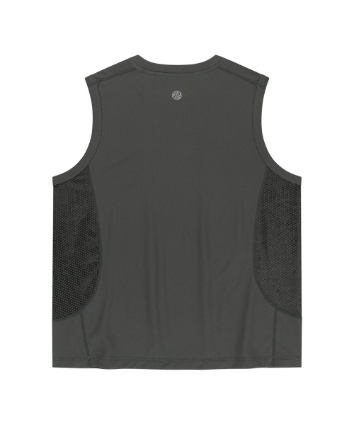 OFFGRID(オフグリッド)の「ベントラオクタスリーブレス-チャコール(Tシャツ/カットソー・メンズ・その他・SMALL/MEDIUM/LARGE/X-LARGE)」の2枚目の写真