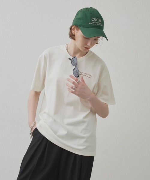 uchi.(ウチ)の「英文ロゴバックプリント半袖Tシャツ(Tシャツ/カットソー・レディース・サックスブルー/オフホワイト/ブラウン・FREE)」の20枚目の写真