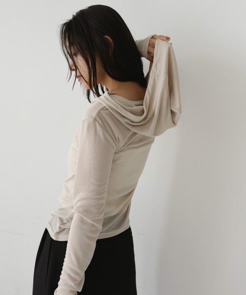 hellam(へラム)の「シアーフライスフーディトップス(Tシャツ/カットソー・レディース・ネイビー/アイボリー/ブラック/杢グレー・FREE)」の1枚目の写真