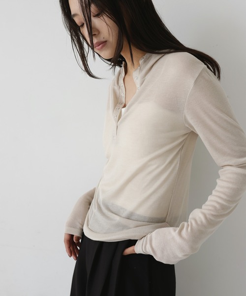 hellam(へラム)の「シアーフライスフーディトップス(Tシャツ/カットソー・レディース・ネイビー/アイボリー/ブラック/杢グレー・FREE)」の7枚目の写真