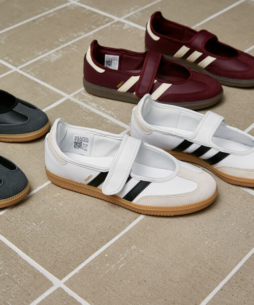 adidas（アディダス）の「adidas/アディダス SAMBA JANE W/サンバ ジェーン ウィメンズ [23.0~25.0cm展開]　限定展開（スニーカー・レディース・ホワイト/ワインレッド/ブラック・24.0cm/23.0cm/25.0cm）」の2枚目の写真