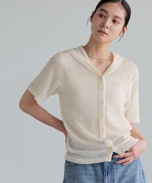 LOWRYS FARM(ローリーズファーム)の「レースフードプルオーバー5S 1053679(シャツ/ブラウス・レディース・アイボリー/オフホワイト/ブラック・FREE)」の1枚目の写真