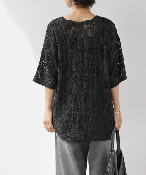 JOURNAL STANDARD relume(ジャーナルスタンダード レリューム)の「シャーリングメッシュレースプルオーバー(Tシャツ/カットソー・レディース・ブラック/ホワイト・FREE)」の19枚目の写真