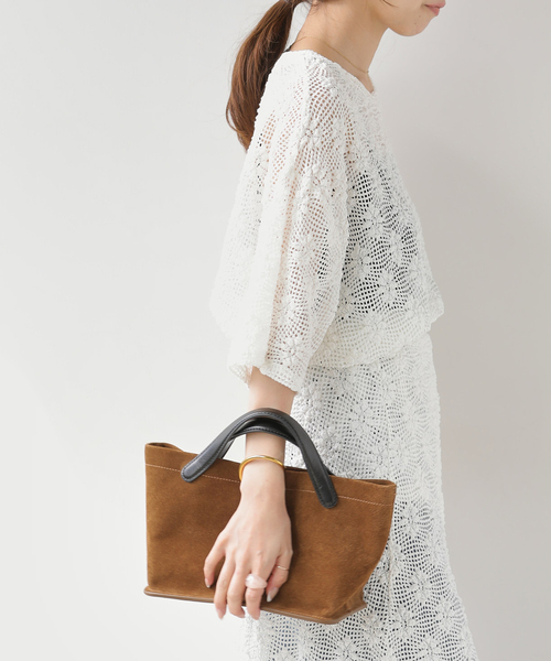 JOURNAL STANDARD relume(ジャーナルスタンダード レリューム)の「シャーリングメッシュレースプルオーバー(Tシャツ/カットソー・レディース・ブラック/ホワイト・FREE)」の13枚目の写真