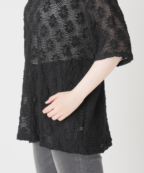 JOURNAL STANDARD relume(ジャーナルスタンダード レリューム)の「シャーリングメッシュレースプルオーバー(Tシャツ/カットソー・レディース・ブラック/ホワイト・FREE)」の6枚目の写真