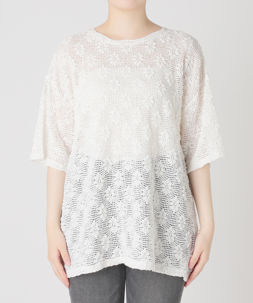 JOURNAL STANDARD relume(ジャーナルスタンダード レリューム)の「シャーリングメッシュレースプルオーバー(Tシャツ/カットソー・レディース・ブラック/ホワイト・FREE)」の4枚目の写真