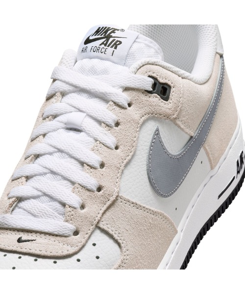NIKE（ナイキ）の「NIKE/ナイキ ｴｱ ﾌｫｰｽ 1 07 LV8（スニーカー・メンズ・ベージュ・25.5cm/26.5cm/26cm/28.5cm/28cm/27.5cm/25cm/29cm）」の9枚目の写真