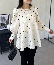ハート刺繍パフスリーブペプラムブラウス