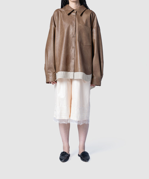 muller of yoshiokubo(ミュラーオブヨシオクボ)の「muller of yoshiokubo ミュラーオブヨシオクボ / SKIN BIG SHIRTS ヴィーガンレザースキンビッグシルエットシャツ / MLF26205(シャツ/ブラウス・レディース・ブラウン/ブラック・FREE)」の13枚目の写真