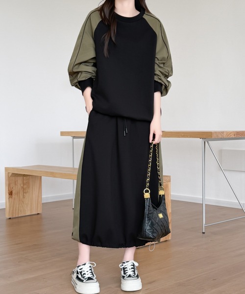 ABITOKYO(アビトーキョー)の「配色ライン異素材切り替えスウェットセットアップ(セットアップ・レディース・カーキ/ブラック・M/L)」の12枚目の写真