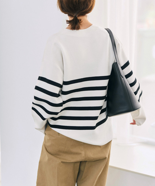 Spick & Span(スピックアンドスパン)の「《WEB限定カラー有り / 》ボーダーVネックニットプルオーバー(ニット/セーター・レディース・マルチ/その他1/その他4・FREE)」の11枚目の写真
