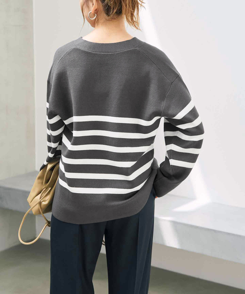 Spick & Span(スピックアンドスパン)の「《WEB限定カラー有り / 》ボーダーVネックニットプルオーバー(ニット/セーター・レディース・マルチ/その他1/その他4・FREE)」の16枚目の写真