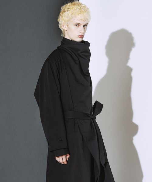 NO ID.(ノーアイディ)の「【NO ID.】Volume Neck Big Wrap Coat / ボリューム ネック ビッグ ラップ コート(モッズコート・メンズ・グレー/ブラック/ライトグレー・ONE)」の8枚目の写真