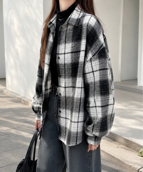 Mku Ekta(ムクエクタ)の「チェックフランネルシャツ(シャツ/ブラウス・レディース・ブラック×イエロー/ブラウン系/ブラック×ホワイト・FREE)」の13枚目の写真