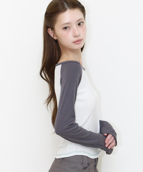 ILLIGO(イリゴ)の「レタリング配色ロングスリーブミント(Tシャツ/カットソー・レディース・その他・OS)」の2枚目の写真