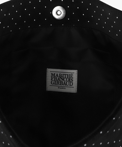MARITHE + FRANCOIS GIRBAUD(マリテフランソワジルボー)の「CLASSIC LOGO CORDUROY BAG(トートバッグ・レディース・ブラウン/アイボリー/Black/アイボリー系・フリー)」の6枚目の写真