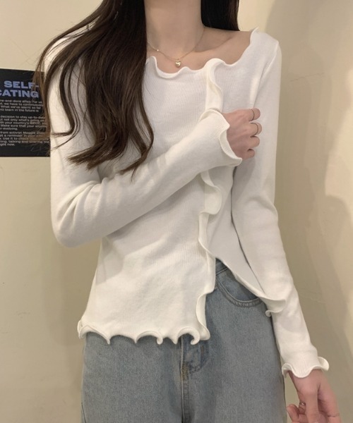 FLINEA(フリネア)の「デザインフリル長袖トップス(Tシャツ/カットソー・レディース・ホワイト/ブラック/モカ/グリーン/ピンク/ベージュ・FREE)」の16枚目の写真