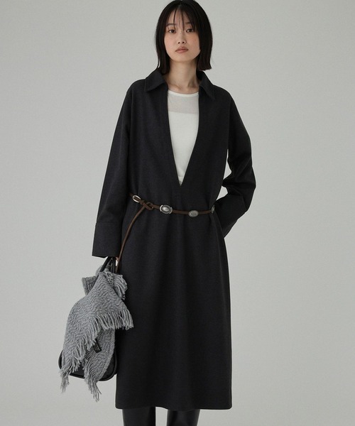 BABYLONE(バビロン)の「【onit】<別注>スキッパーワンピース(ワンピース・レディース・チャコール/ベージュ・フリー)」の9枚目の写真