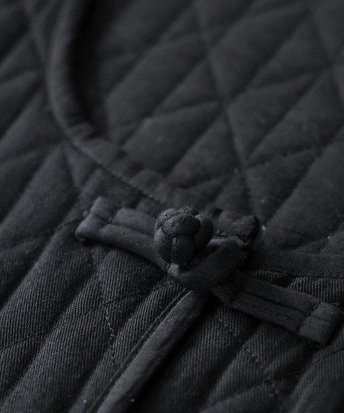 antiqua(アンティカ)の「花柄 刺繍 中綿 キルティングコート(ノーカラージャケット・レディース・ブラック系その他/ブラック系その他2・ONESIZE)」の19枚目の写真