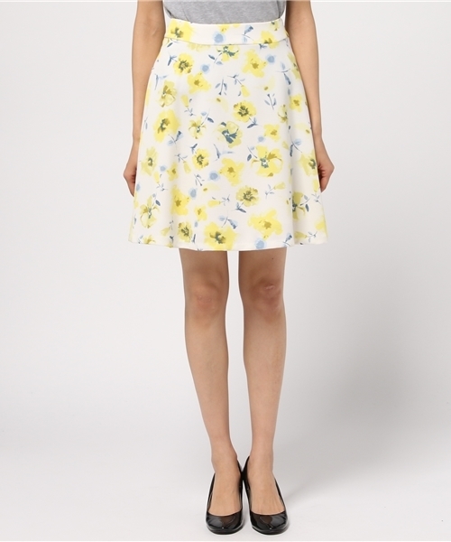 NATURAL BEAUTY BASIC（ナチュラルビューティーベーシック）の「【美人百花 4月号掲載】フラワープリントスカート（スカート・レディース・イエロー・SMALL/X-SMALL/MEDIUM）」の3枚目の写真