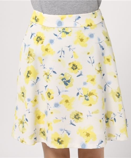 NATURAL BEAUTY BASIC（ナチュラルビューティーベーシック）の「【美人百花 4月号掲載】フラワープリントスカート（スカート・レディース・イエロー・SMALL/X-SMALL/MEDIUM）」の6枚目の写真