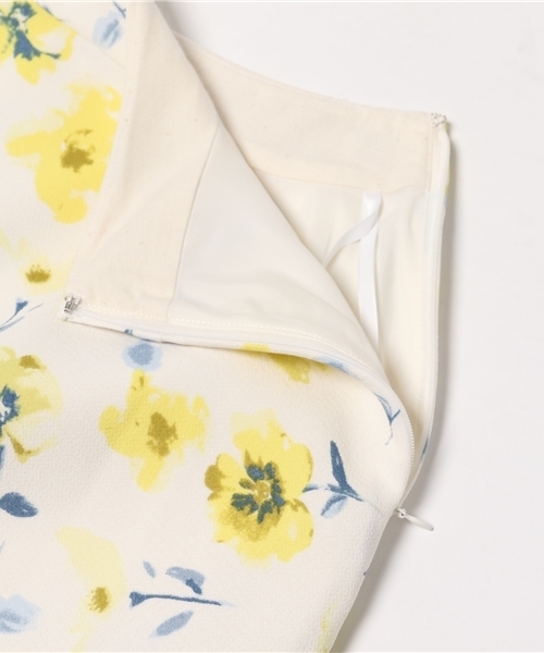 NATURAL BEAUTY BASIC（ナチュラルビューティーベーシック）の「【美人百花 4月号掲載】フラワープリントスカート（スカート・レディース・イエロー・SMALL/X-SMALL/MEDIUM）」の9枚目の写真