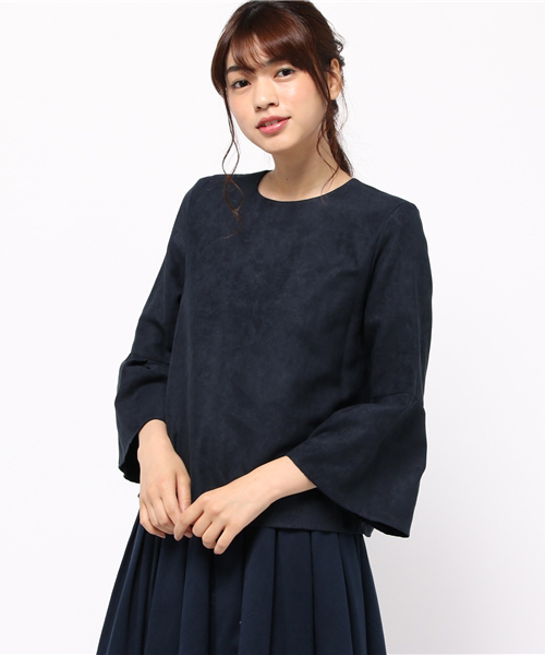 ROPE' PICNIC（ロペピクニック）の「スエードタックフレアスリーブブラウス（シャツ/ブラウス・レディース・グレー/ネイビー/キャメル/ワイン・38）」の8枚目の写真