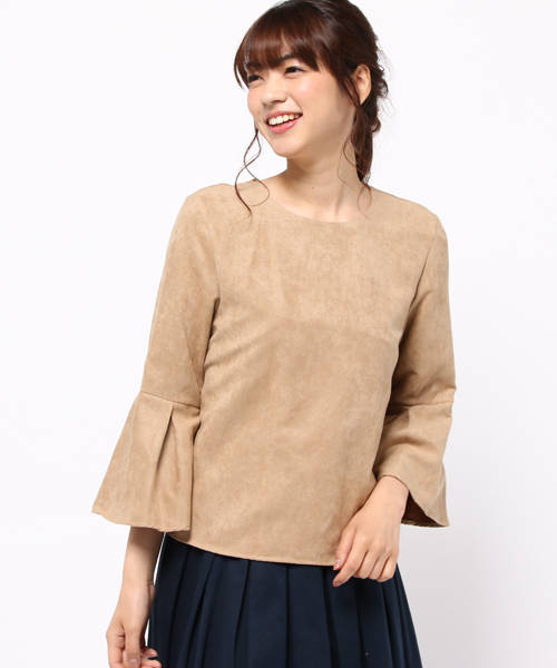 ROPE' PICNIC（ロペピクニック）の「スエードタックフレアスリーブブラウス（シャツ/ブラウス・レディース・グレー/ネイビー/キャメル/ワイン・38）」の9枚目の写真