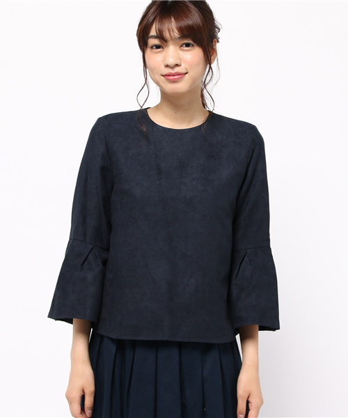 ROPE' PICNIC（ロペピクニック）の「スエードタックフレアスリーブブラウス（シャツ/ブラウス・レディース・グレー/ネイビー/キャメル/ワイン・38）」の5枚目の写真